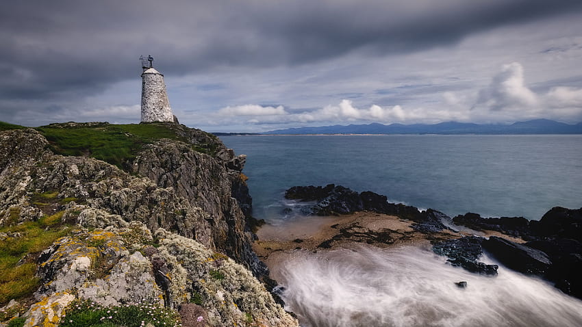 Cliff Rock Lighthouse, rocky cliff lighthouse HD wallpaper