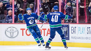 Elias Pettersson of the Vancouver Canucks wears a Chinese Lunar New News  Photo - Getty Images