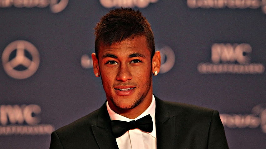 Neymar em vestido formal, estilo neymar papel de parede HD