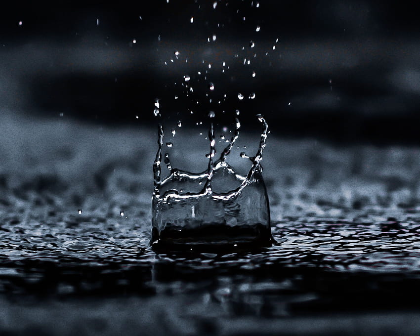 Цифрови водни капки · Наличност, дъждец HD тапет