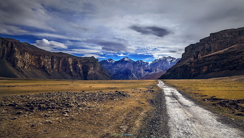 On the road to Spiti Valley, North India [ 1920x1088] HD wallpaper