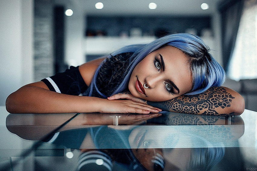 Tattoos Body piercing Alessandro Di Cicco Girls Reflection HD wallpaper