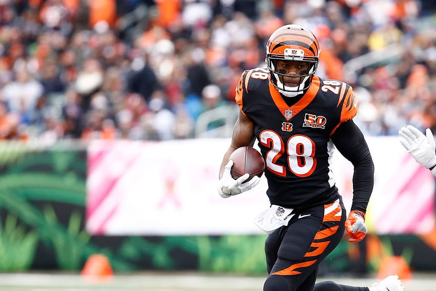 Bengals RB Joe Mixon celebrates toucown with Milly Rock vs HD wallpaper