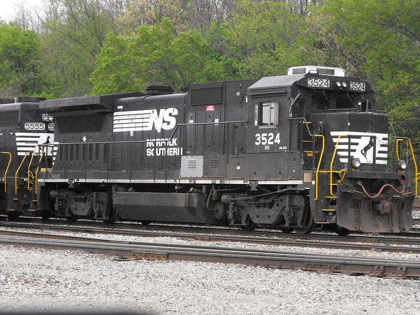 Norfolk Southern Earnings Come Right In Line At $1.24 HD wallpaper