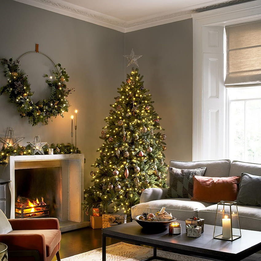 26 Christmas living room decorating ideas to get you in the festive spirit, cozy rustic christmas HD phone wallpaper