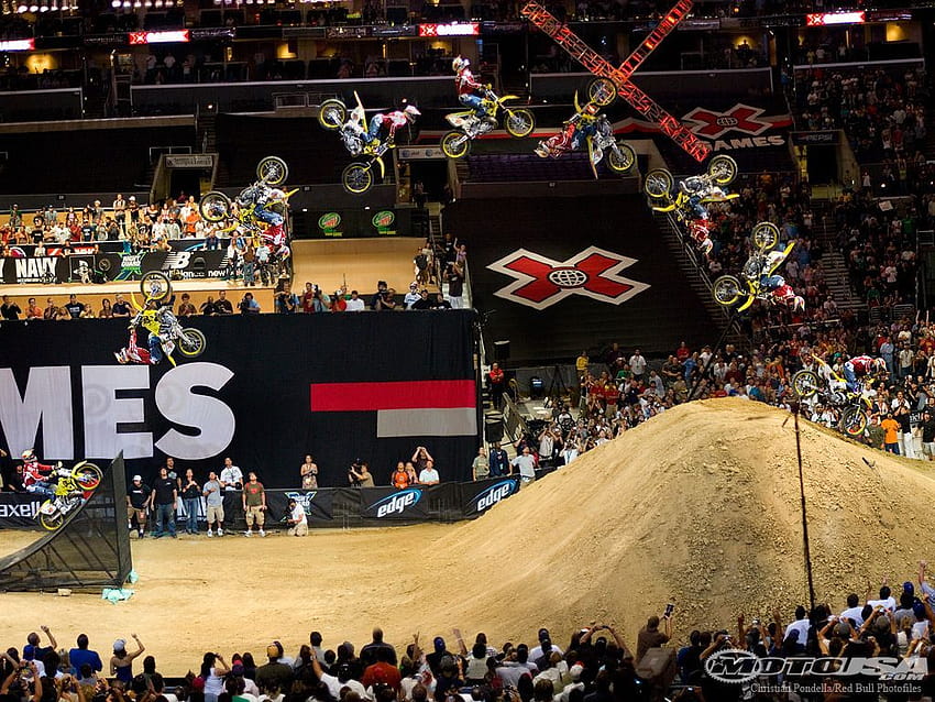 Travis Pastrana double backflip. Coolest thing EVER HD wallpaper
