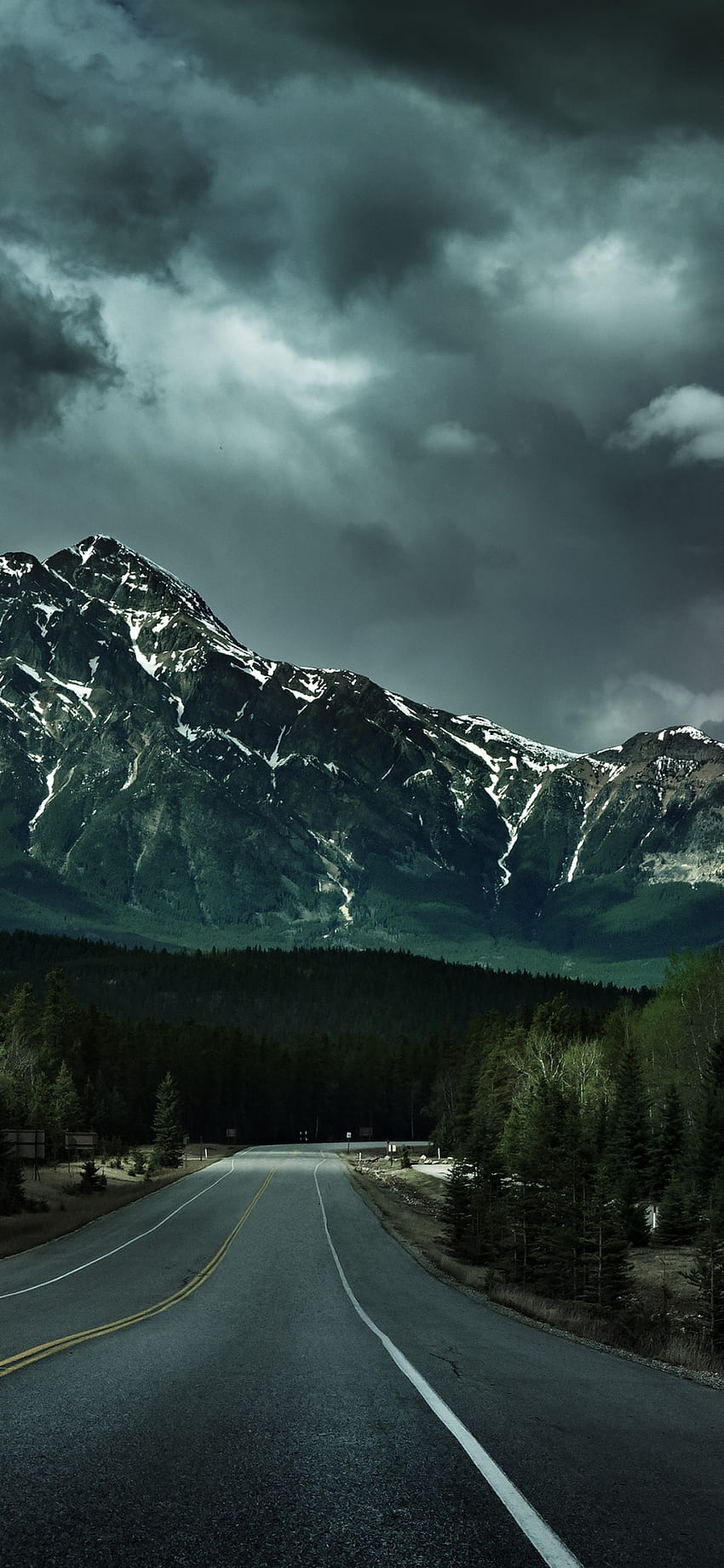 Endless Road , Canadian Rockies, Nuvole scure, Tempestoso, Paesaggio, Natura Sfondo del telefono HD