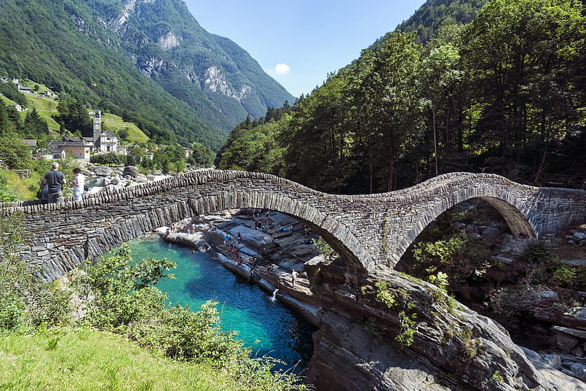 Tourists are flocking to an idyllic Swiss village thanks to, ponte dei salti switzerland HD wallpaper
