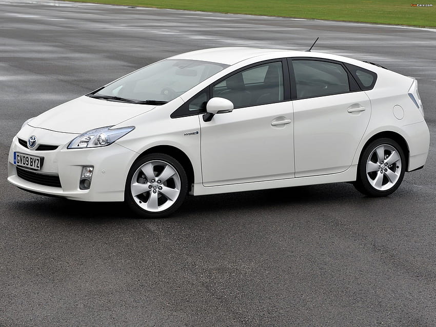 Toyota Prius UK HD wallpaper | Pxfuel