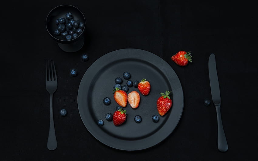 Black plate, strawberry, blueberry, fork, knife 2560x1600 HD wallpaper