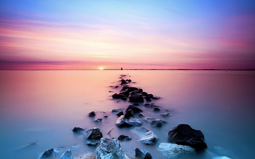 ทะเลสวย ทะเลมีสีสัน เงียบสงบ สีชมพู พระอาทิตย์ขึ้น พระอาทิตย์ตก ท้องฟ้าสีคราม ความงดงามของธรรมชาติ ลำแสงสะท้อน… สะท้อนหลากสีสัน วอลล์เปเปอร์ HD