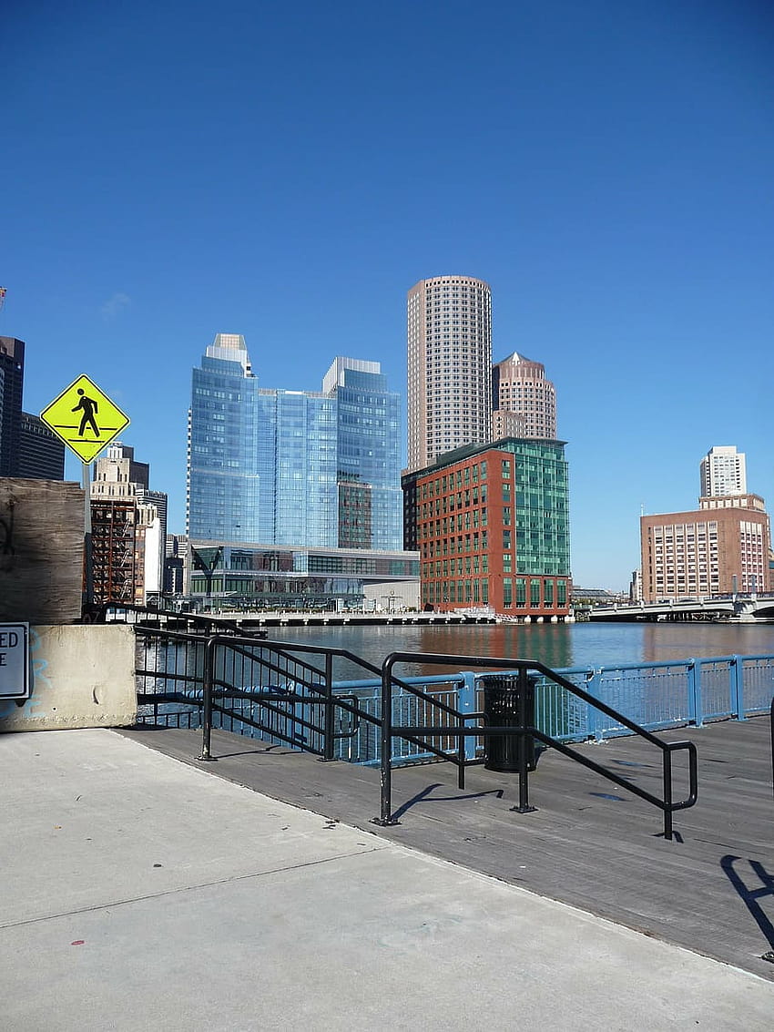 : bostón, ciudad, horizonte, estados unidos, rascacielos, agua, puerto, iphone 11 urban boston fondo de pantalla del teléfono