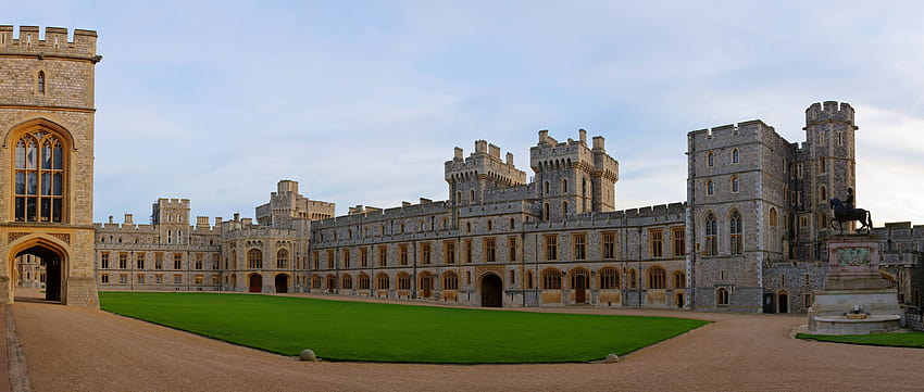 4626x1966px Windsor Castle HD wallpaper