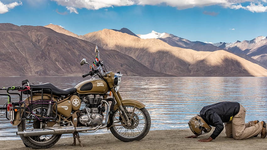 Bike Tour From Manali To Srinagar Via Ladakh, ladakh bike HD wallpaper