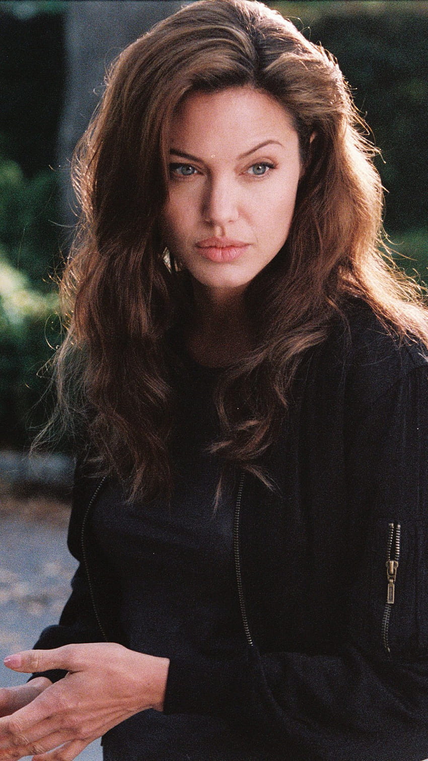 Celebrytka Angelina Jolie, Angelina Jolie 2022 Tapeta na telefon HD