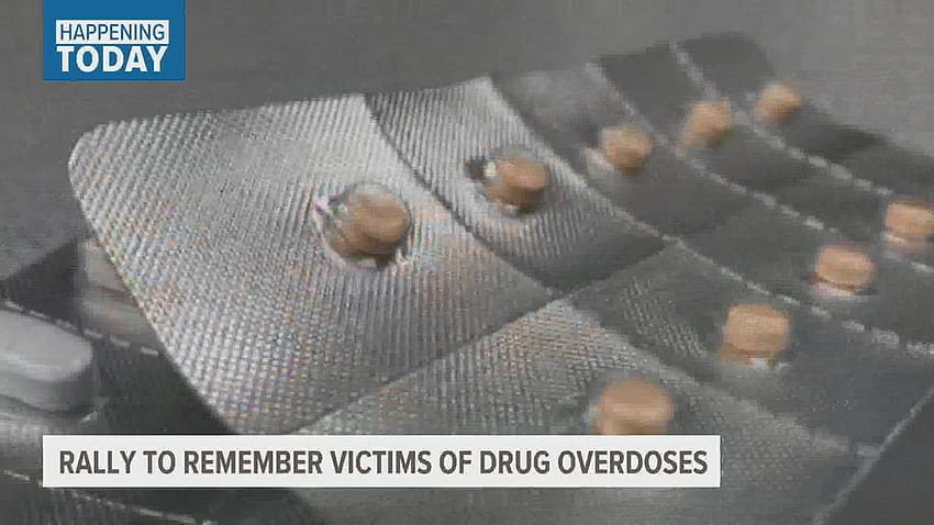 Жителите на Пенсилвания се събират за Деня за информираност за предозирането с наркотици, пълното предозиране е намалено HD тапет