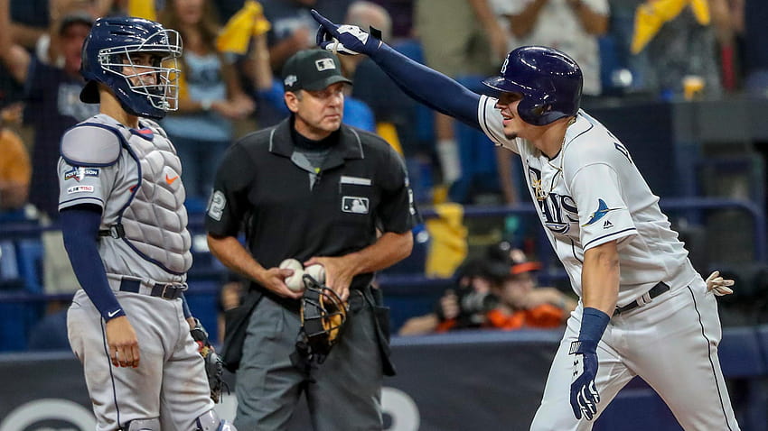 Rays' Willy Adames homer clangs off a catwalk HD wallpaper