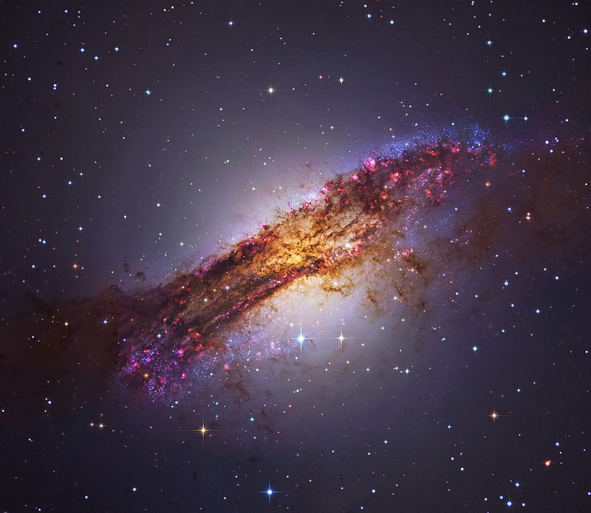 0.9.8.0] Penampakan galaksi elips Wallpaper HD