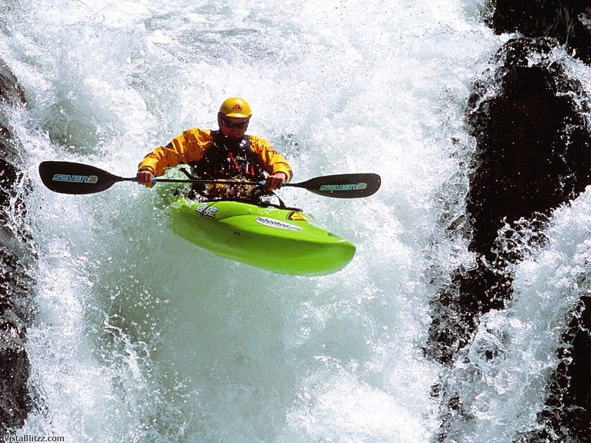 AMAZING SPORTS ~ Amazing, extreme kayaking HD wallpaper