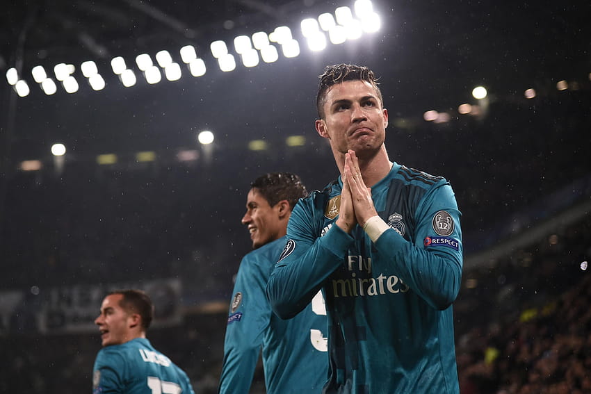Cristiano Ronaldo Berterima Kasih Kepada Fans Juventus Atas Tepuk Tangan Setelah Overhead, tendangan sepeda ronaldo vs juventus Wallpaper HD