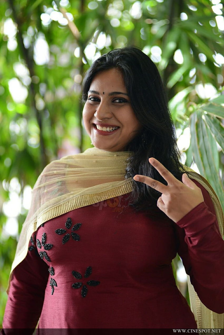 Anna Reshma Rajan, anna rajan wallpaper ponsel HD