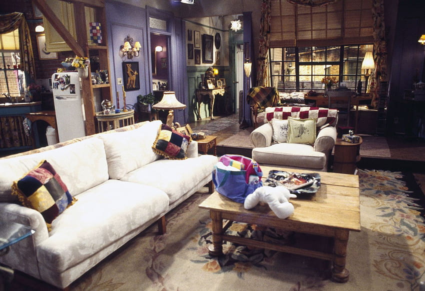 The Weird Thing You Never Noticed About Monica's Apartment in, friends apartment HD wallpaper