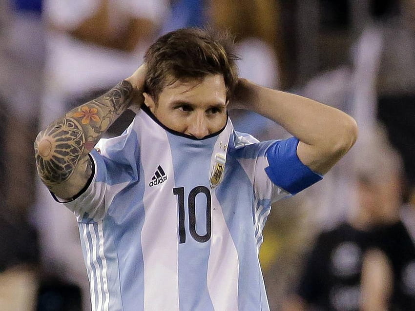 Messi non è apprezzato in Argentina, messi triste Sfondo HD