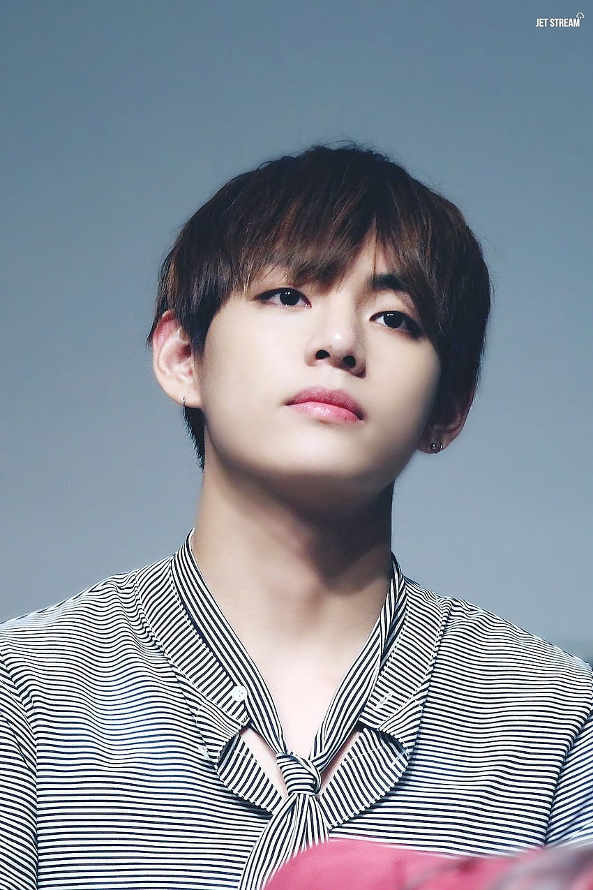 V Taehyung posted by Samantha Johnson, kim taehyung cute HD phone wallpaper