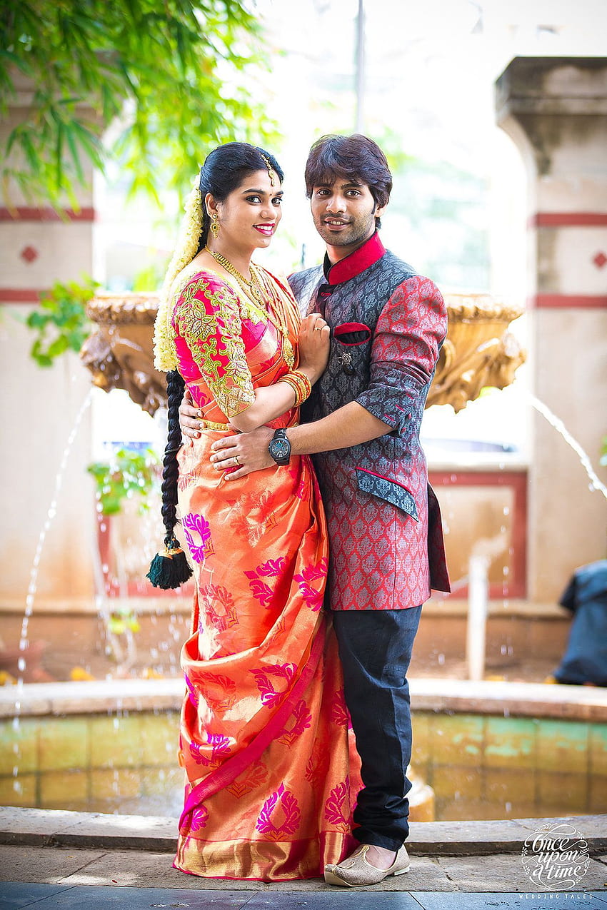 Tamil-bridal-photoshoot-poses-in-saree | WedAbout