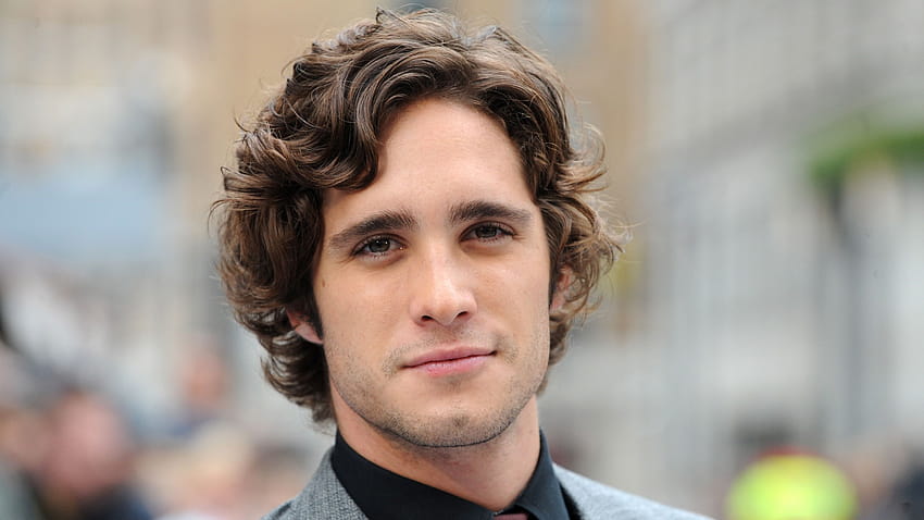 thick wavy hairstyles for men