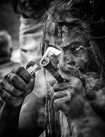 Indian aghori sadhu with a skull in his hand • wall stickers yogi,  religious, uttar pradesh | myloview.com