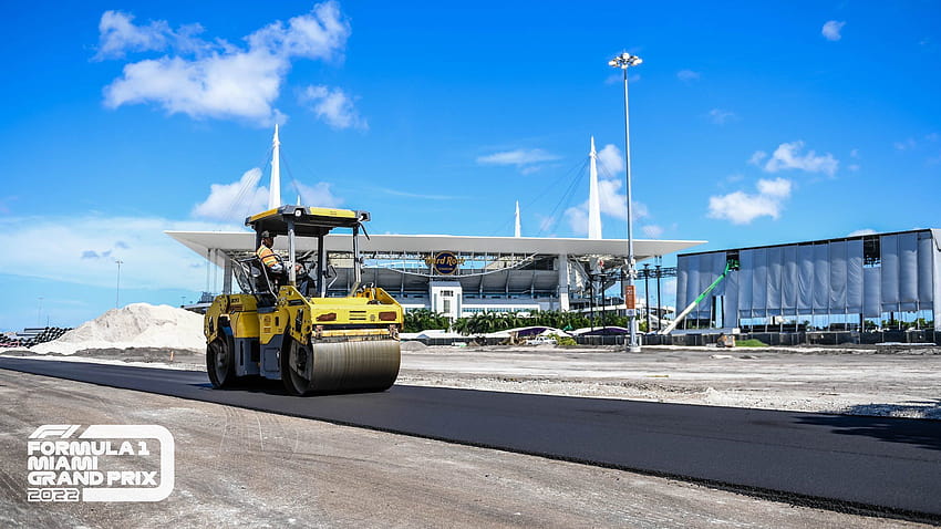 : Miami GP shares first of asphalt laying at new F1 track, miami circuit 2022 HD wallpaper