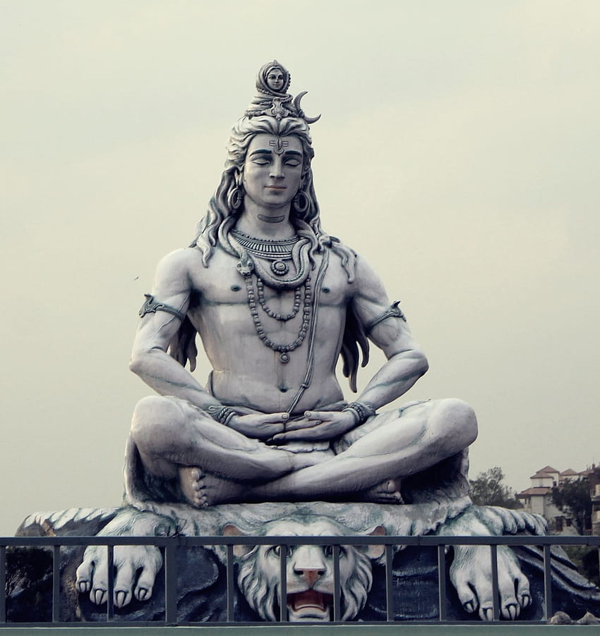 La statua di Lord Shiva a Rishikesh. Parmarth Ashram., statua di Mahadev Sfondo del telefono HD