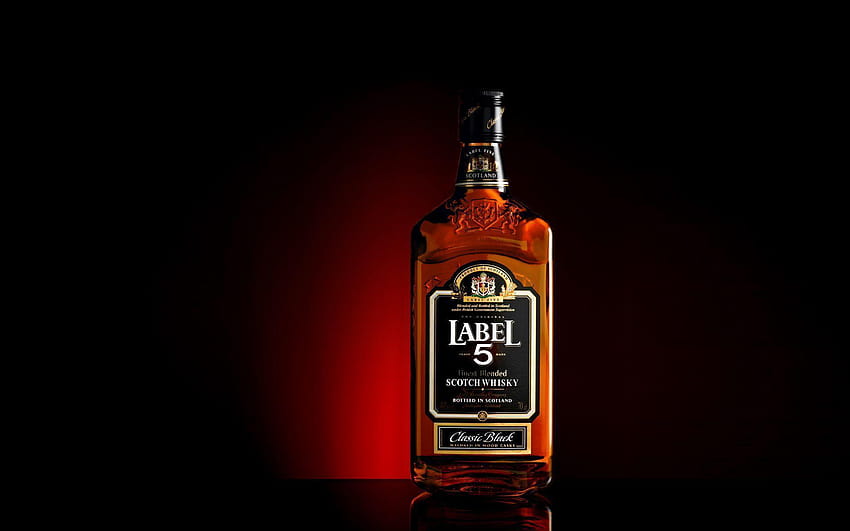 Alkohol Whiskey Flaschenetikett 5 Schwarz, rotes Etikett HD-Hintergrundbild