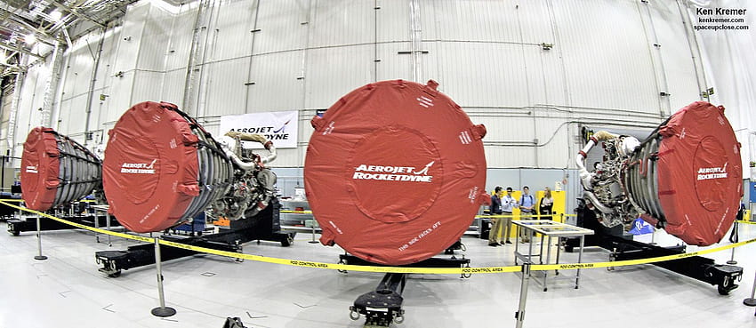 NASA Buys More SLS Rocket Engines for Future Artemis Missions, artemis rocket HD wallpaper