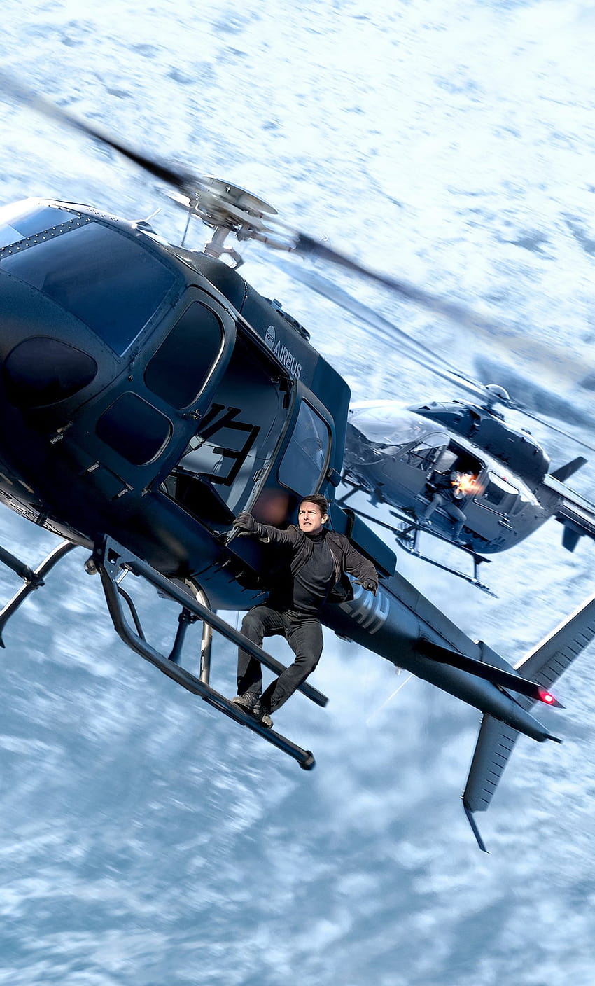 1280x2120 Mission Impossible Fallout Helicopter Chase iPhone, helicopter movies HD phone wallpaper