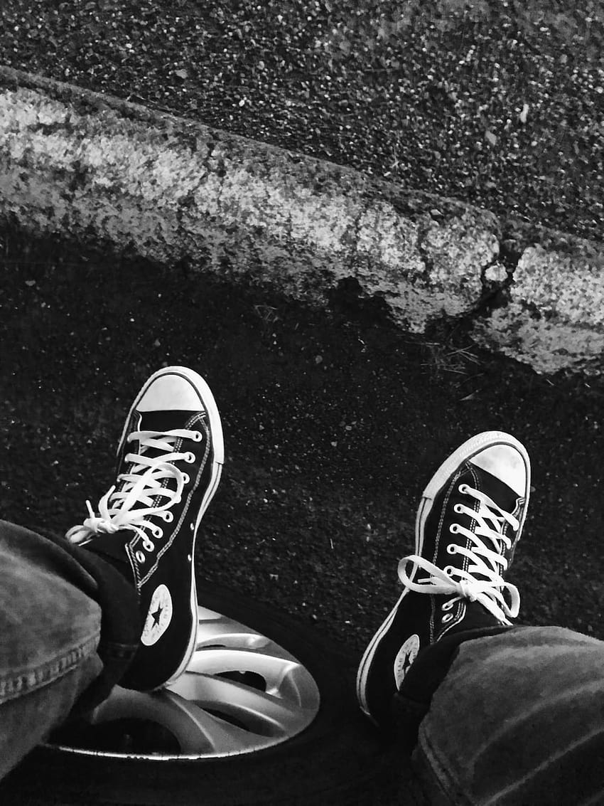 10 Converse, zapatos negros fondo de pantalla del teléfono | Pxfuel