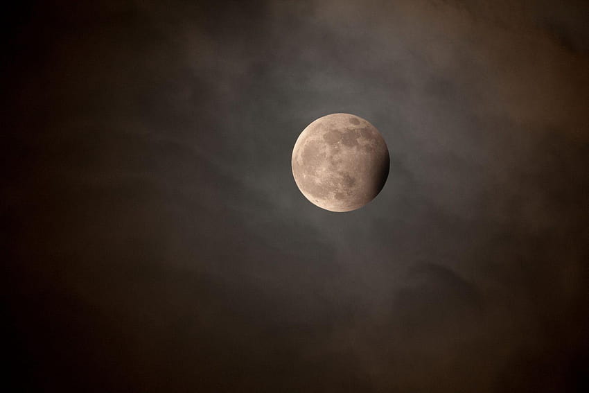 Blue Moon Lunar Eclipse HD wallpaper