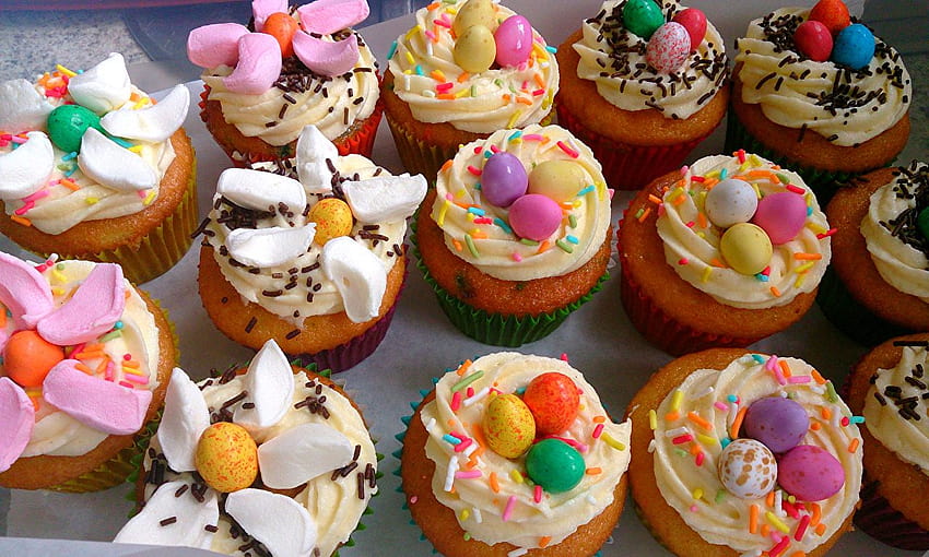Oeuf de Pâques Nourriture Bonbons Petits gâteaux, gâteaux de Pâques Fond d'écran HD