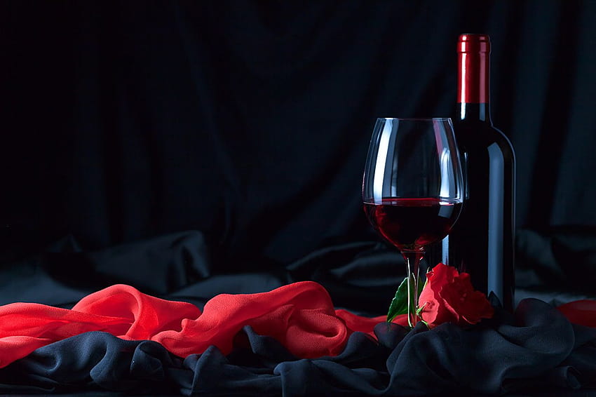Czerwone wino Róże Butelki spożywcze Kieliszki Święta, wina czerwone Tapeta HD