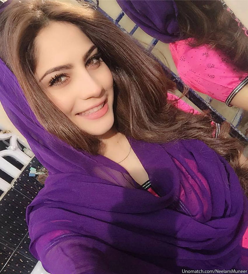 pakistani Actresses Naleen Munir HD phone wallpaper