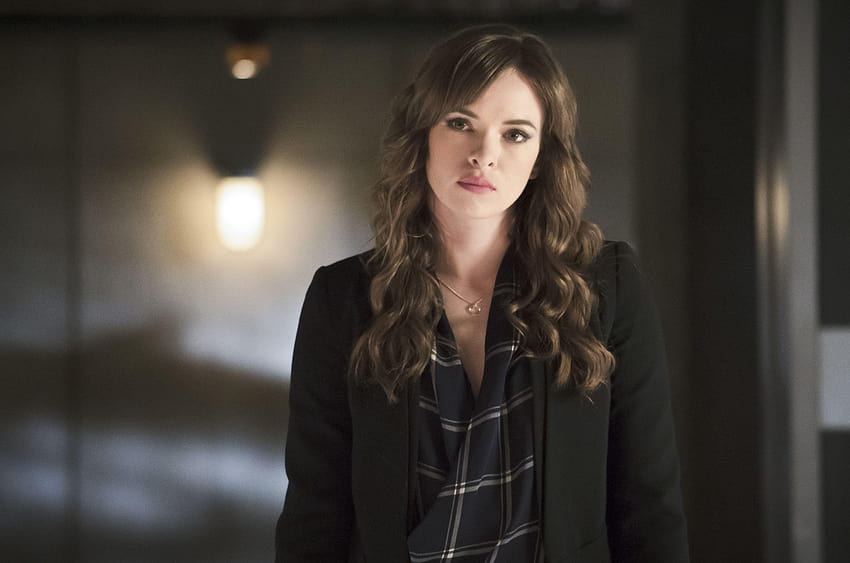 Danielle Panabaker As Caitlin In Flash HD wallpaper