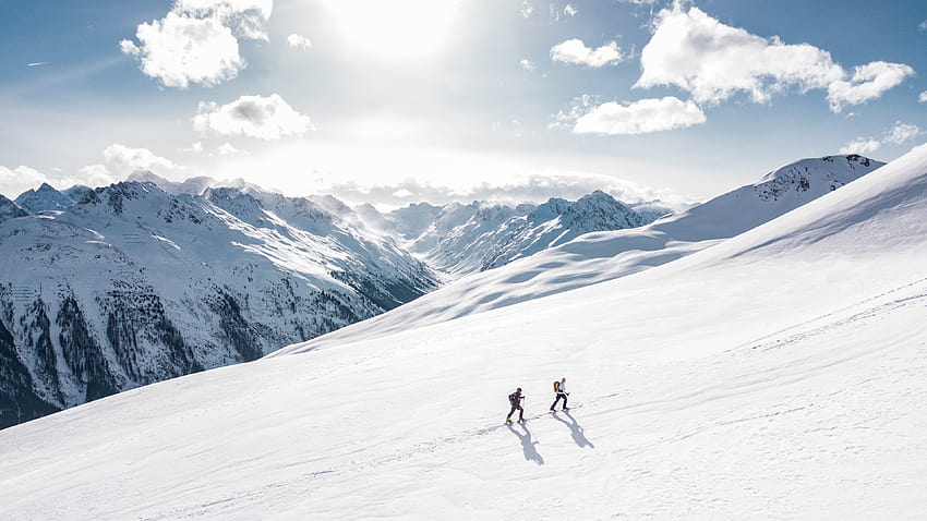 Alpine, snow, climber, sunshine, clouds, winter, alpine winter HD wallpaper