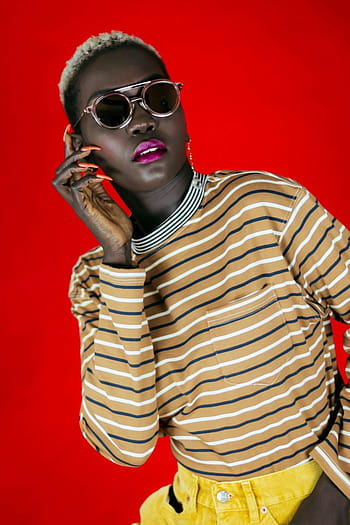 「闇の女王」と呼ばれるスーダン人モデルのニャキム・ガトウェクがインスタグラムで次のセンセーションを巻き起こす HD電話の壁紙 | Pxfuel