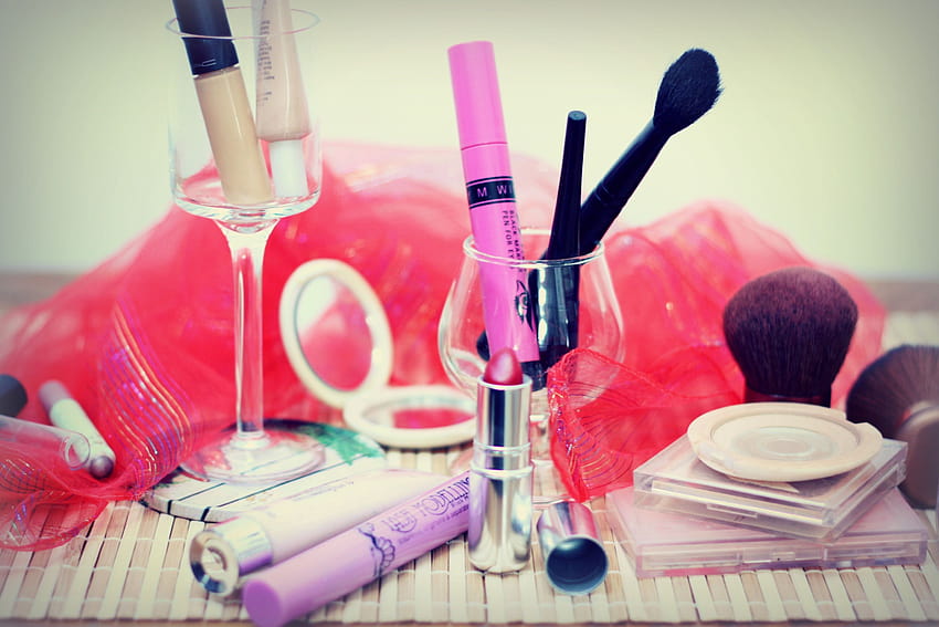 Alegitanabb27 on beauty, makeup kit HD wallpaper
