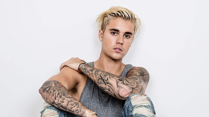 Justin Bieber's Drew House Fashion Is Made In Sunny, justin bieber magazine  HD wallpaper | Pxfuel
