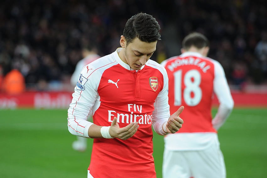 Mesut Ozil Arsenal Pray HD wallpaper