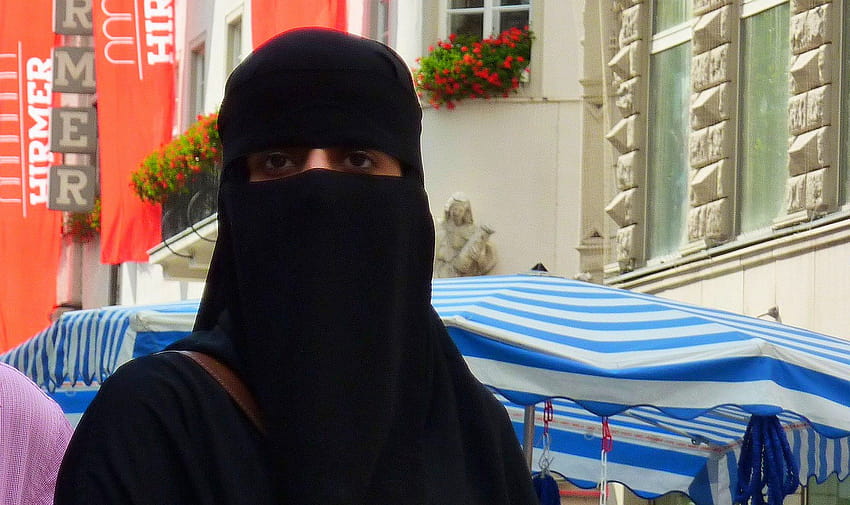 Muslima secret muslim islam woman black eyes arabian, islam women eyes HD wallpaper