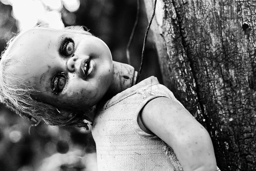 24-те най-ужасяващи и обитавани от духове места, на които никога не бихте искали да бъдете, страшна кукло HD тапет