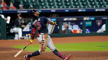 Braves slugger Ronald Acuña Jr. exits game after HBP vs Mets – KXAN Austin